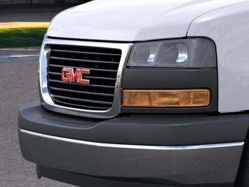 New 2026 GMC Savana 3500 LT RWD image 14