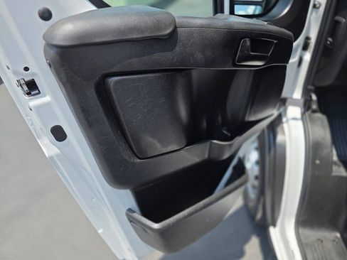 Used 2023 RAM ProMaster 2500 FWD image 21