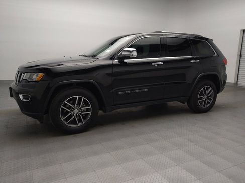 Used 2017 Jeep Grand Cherokee Limited image 2