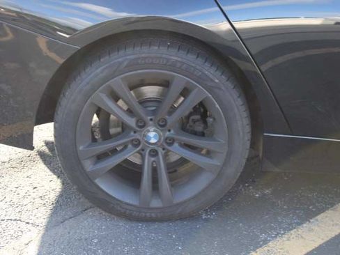Used 2018 BMW 330i xDrive Sedan AWD/4WD image 8
