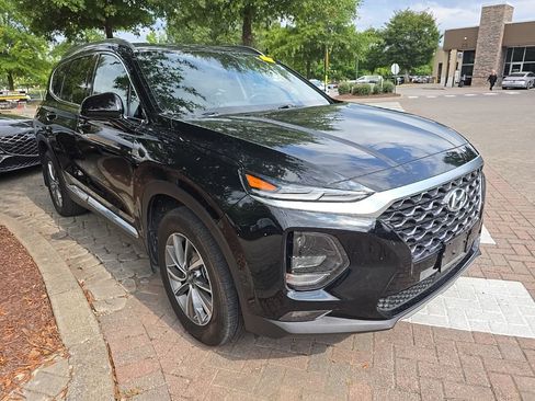 Used 2020 Hyundai Santa Fe SEL w/ Convenience Package FWD image 2