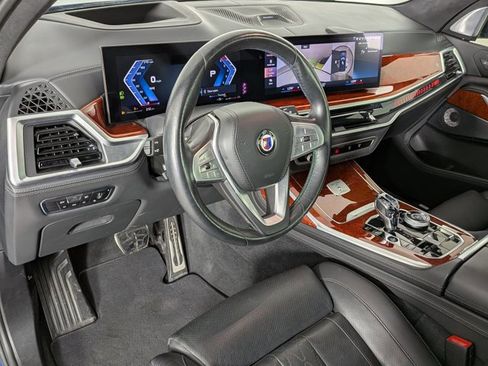 Used 2023 BMW ALPINA XB7 image 4