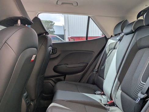 New 2026 Hyundai Venue SEL image 15