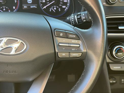 Used 2018 Hyundai Kona Limited image 15