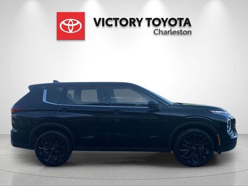 Used 2024 Mitsubishi Outlander SE Black Edition AWD/4WD image 6