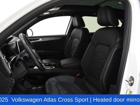 Used 2025 Volkswagen Atlas Cross Sport SE AWD/4WD image 23