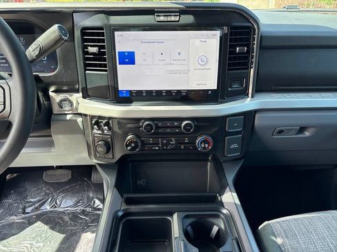 New 2026 Ford F250 XLT w/ XLT Premium Package AWD/4WD image 28