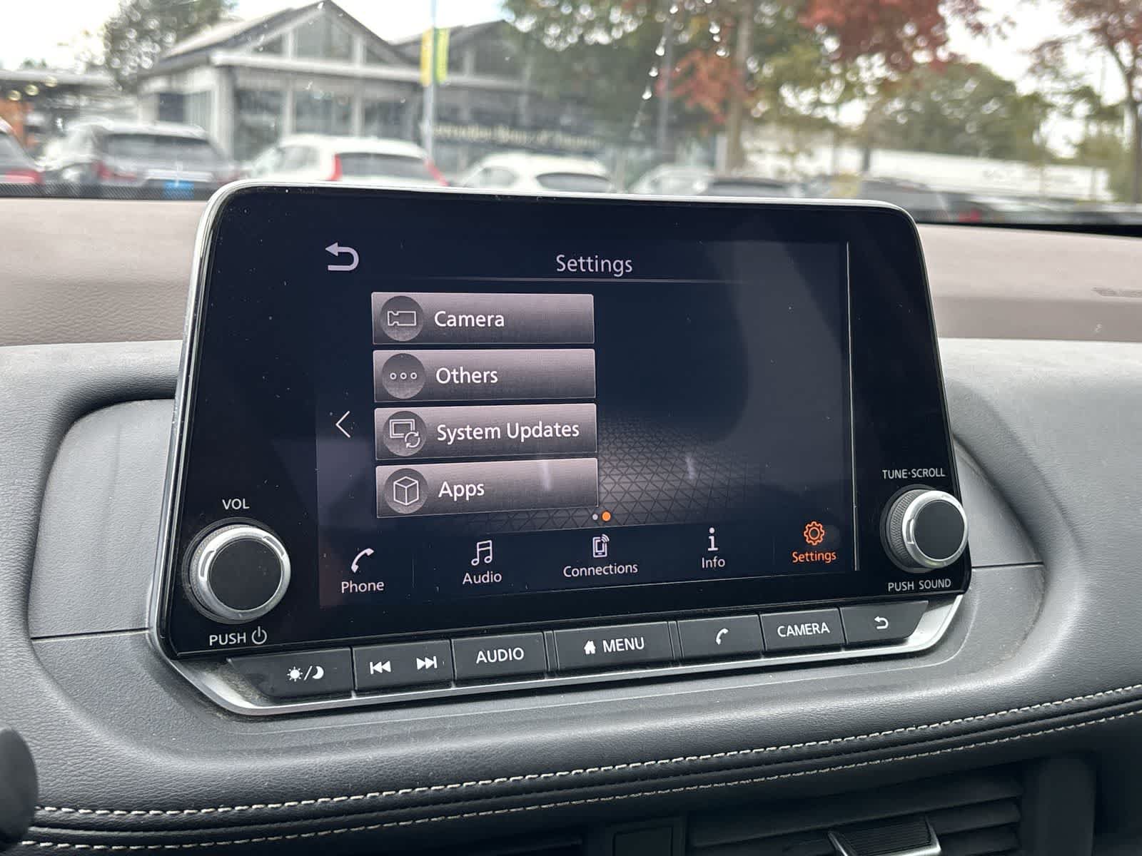 Used 2023 Nissan Rogue S AWD/4WD image 16