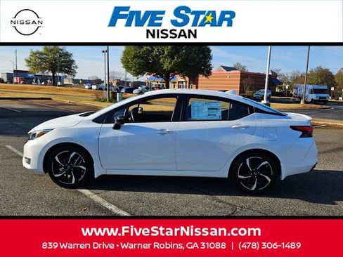 Used 2025 Nissan Versa SR w/ Trunk Package FWD image 4