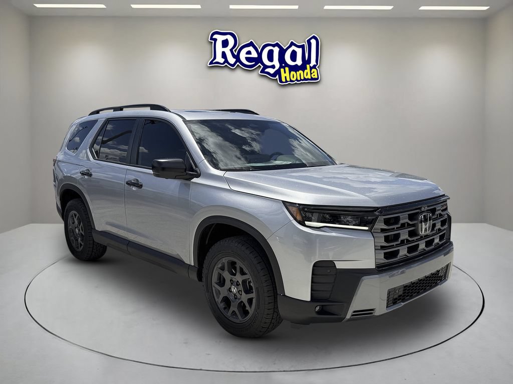 New 2026 Honda Pilot TrailSport image 1