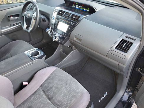 Used 2012 Toyota Prius V Three image 10