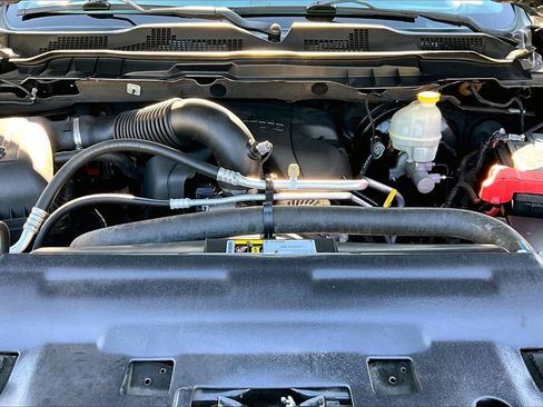 Used 2015 RAM 1500 Express image 34