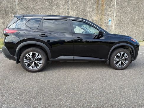 Used 2023 Nissan Rogue SV AWD/4WD image 8