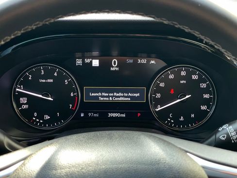 Used 2022 Buick Envision Avenir w/ Premium Seat Package image 13