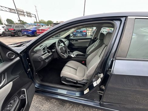Used 2017 Honda Civic EX image 5