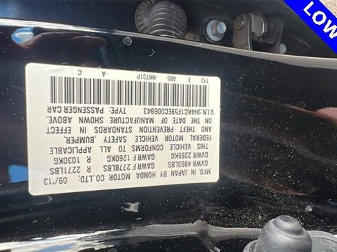 Used 2014 Acura RLX w/ Technology Package image 32