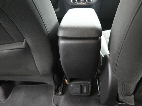 Used 2023 Chevrolet TrailBlazer LT w/ Convenience Package image 12