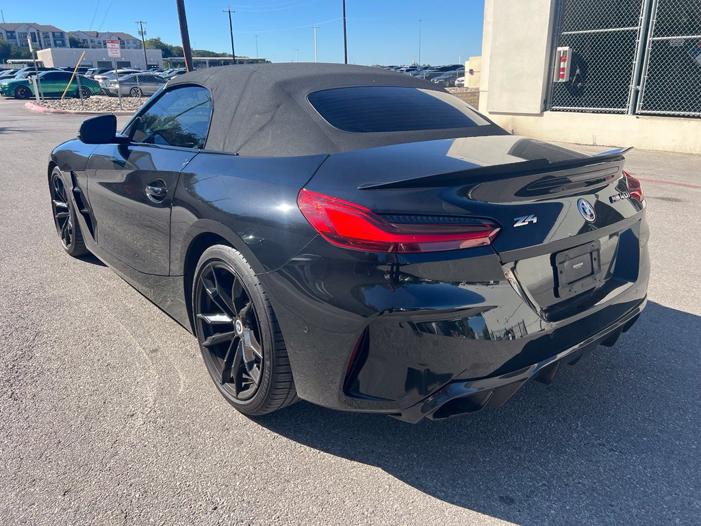 Used 2022 BMW Z4 M40i w/ Premium Package RWD image 5
