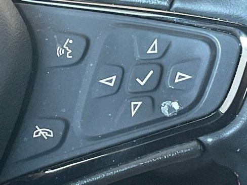 Used 2023 Chevrolet Equinox RS image 10