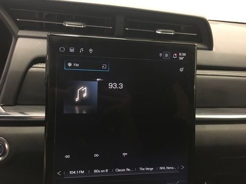 Used 2025 GMC Terrain Elevation image 21