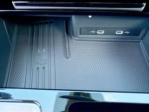 New 2026 Volkswagen Atlas SE FWD image 31