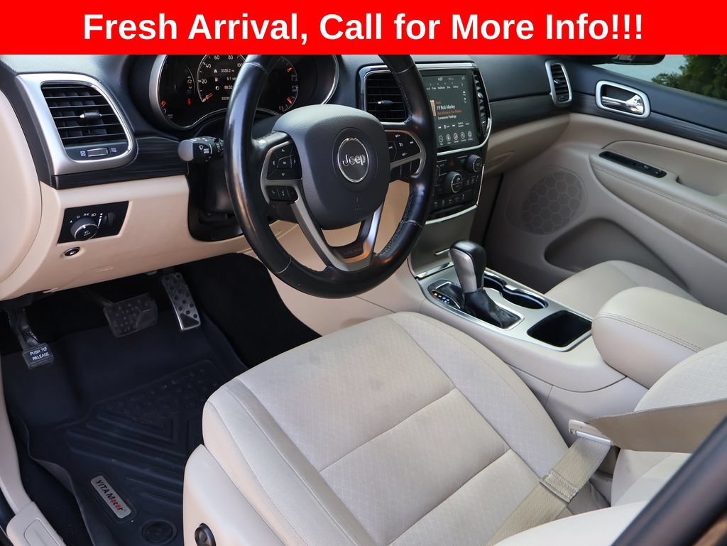 Used 2022 Jeep Grand Cherokee Laredo E w/ Security & Convenience Group AWD/4WD image 17