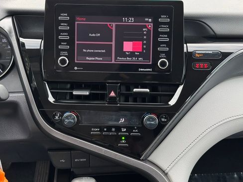 Used 2024 Toyota Camry SE image 24