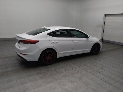 Used 2017 Hyundai Elantra SE image 10