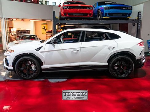 Used 2019 Lamborghini Urus AWD/4WD image 17