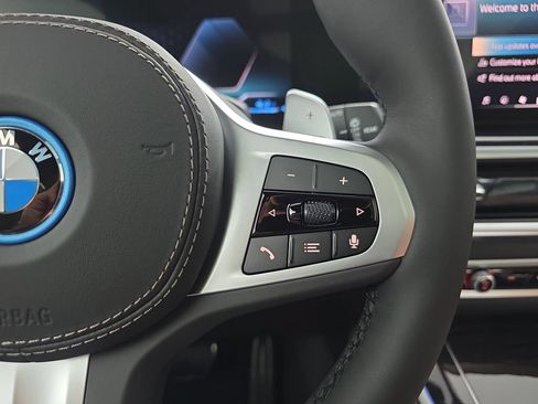 New 2026 BMW X5 xDrive50e w/ Executive Package AWD/4WD image 18