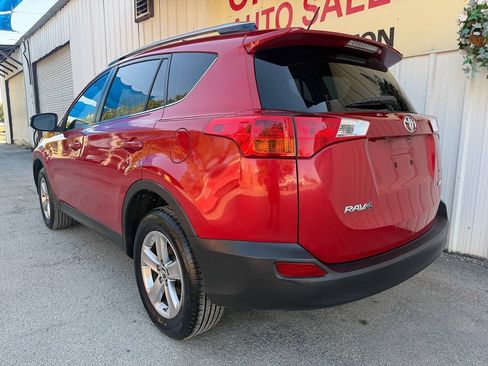 Used 2015 Toyota RAV4 XLE FWD image 10