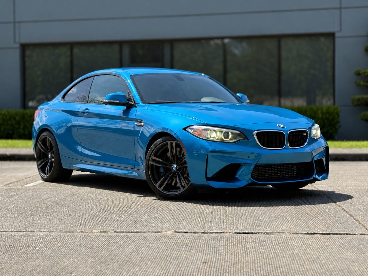 Used 2017 BMW M2 RWD image 38