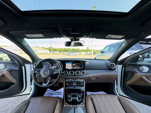 Used 2017 Mercedes-Benz E 300 image 18