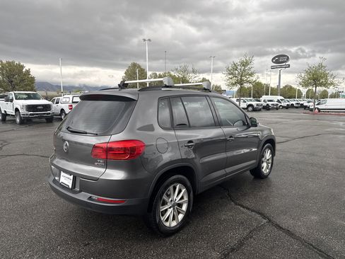 Used 2018 Volkswagen Tiguan Limited w/ Premium Package AWD/4WD image 5