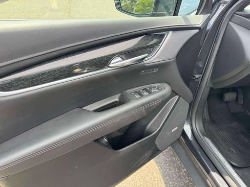 Used 2021 Cadillac XT5 Premium Luxury AWD/4WD image 18