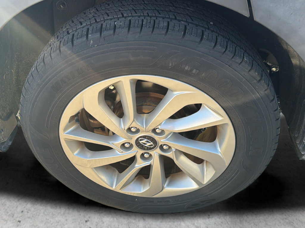 Used 2017 Hyundai Tucson SE w/ Cargo Package FWD image 23