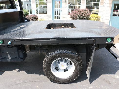 Used 2024 Chevrolet Silverado 3500 W/T w/ WT Convenience Package AWD/4WD image 30