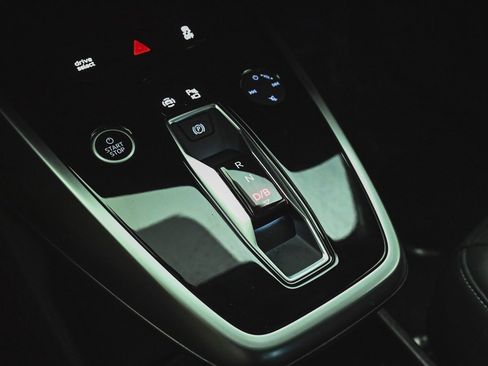 Used 2023 Audi Q4 e-tron Premium Plus w/ Premium Plus image 30