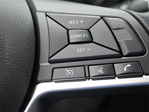 New 2025 Nissan Versa SV w/ Trunk Package image 20