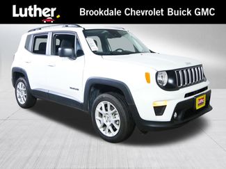 Used 2023 Jeep Renegade Latitude w/ Premium Group AWD/4WD video 1