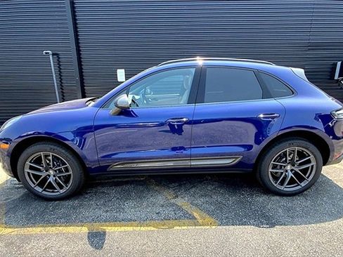 New 2025 Porsche Macan Turbo image 2