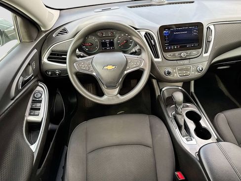 Used 2024 Chevrolet Malibu LT image 21