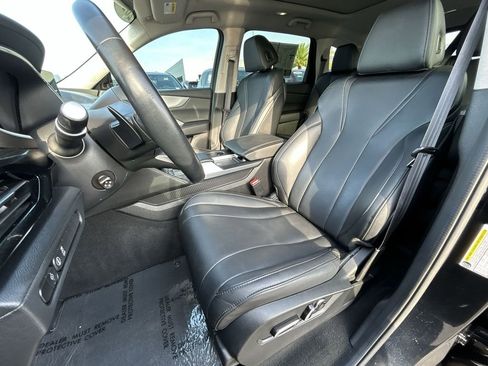 Used 2023 Acura MDX FWD image 30