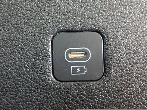 Certified 2025 Kia Telluride S image 17