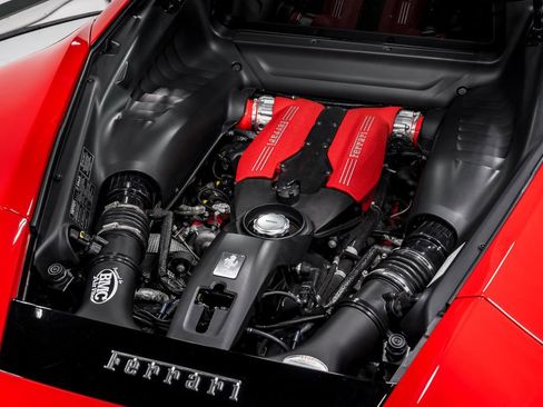 Used 2018 Ferrari 488 GTB image 50