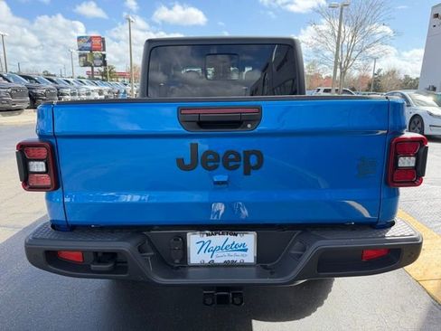 New 2026 Jeep Gladiator Willys image 9