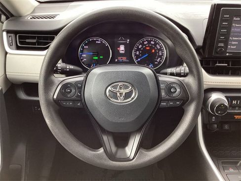 Certified 2021 Toyota RAV4 XLE image 12
