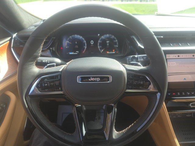 New 2027 Jeep Grand Cherokee Summit AWD/4WD image 10