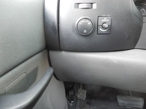 Used 2012 Chevrolet Silverado 1500 W/T RWD image 34