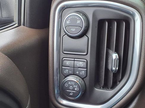 Used 2019 Chevrolet Silverado 1500 LTZ w/ LTZ Texas Edition RWD image 15